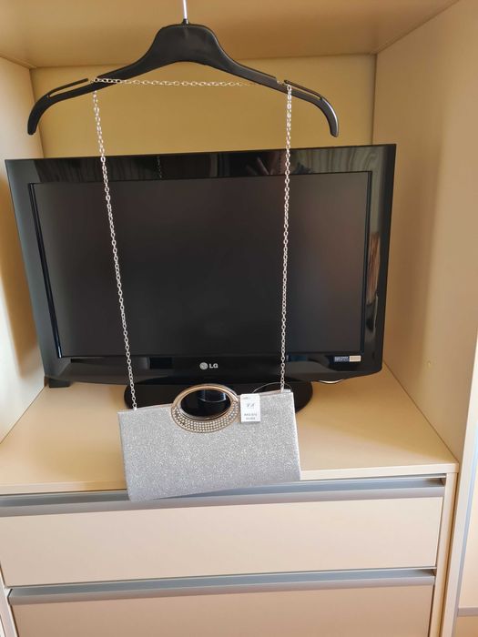 plic argintiu cu lantisor