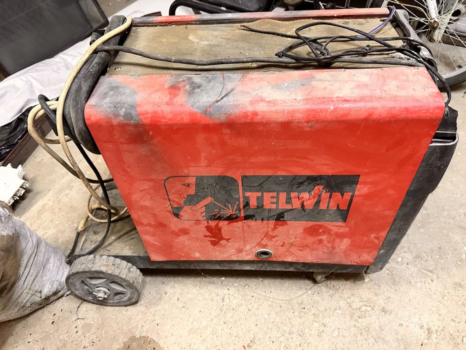 Продам полуавтомат сварку