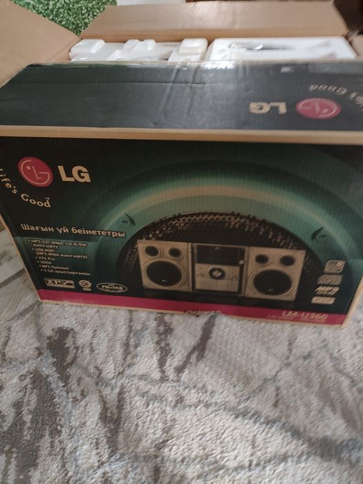 Музыкальный центр LG