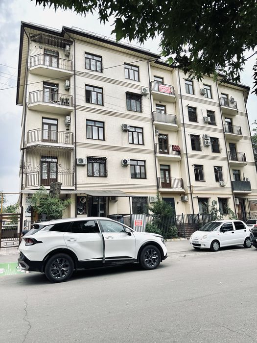 Продается 3-комнатная квартира в Яшнабадском районе