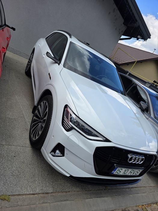 Audi e-tron 55 quattro
