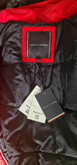 Geaca Tommy Hilfiger mărimea 164