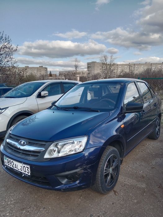 Продам машину Гранта