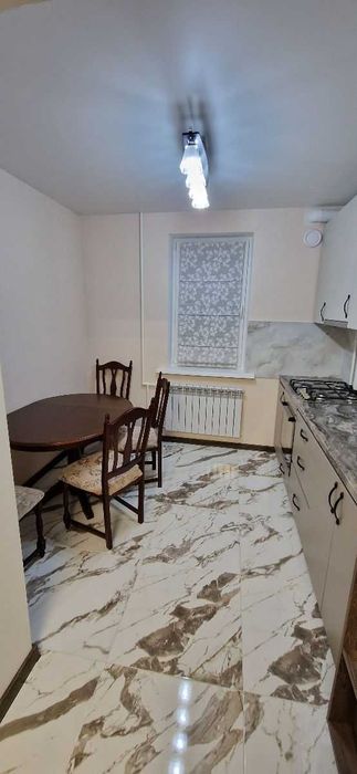 Дава се под наем Двустаен апартамент в София, Изток - 54 кв.м за 350 € - Снимка #2