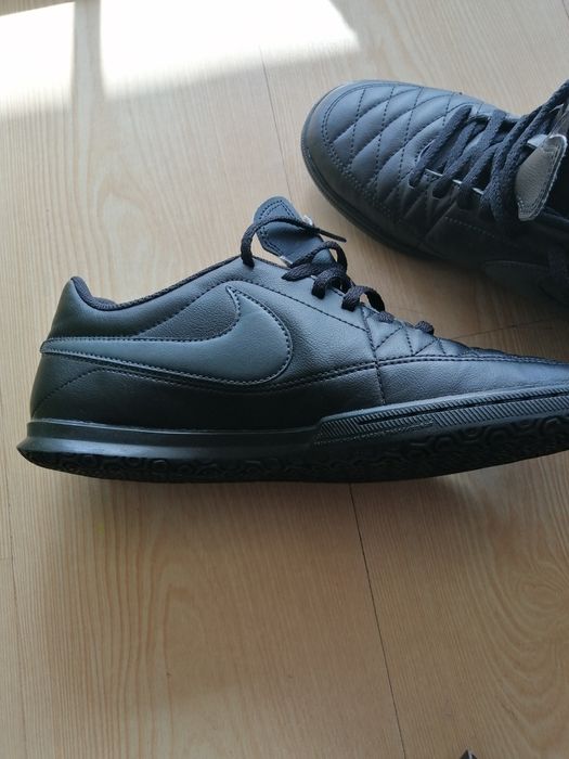 Обувки Nike 41. 5номер