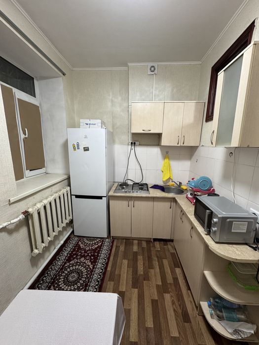 на подселение девушка