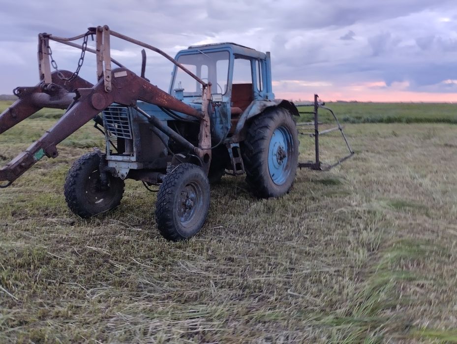 Продам трактор мтз