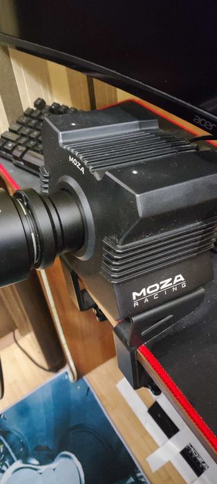 Игровой руль MOZA R5
