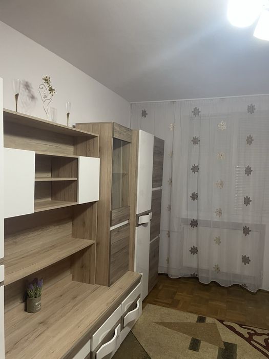 Inchiriez apartament cu 2 camere