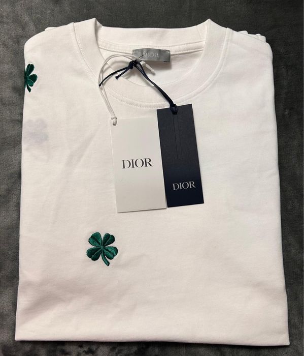 Vand tricou nou de barbati Dior