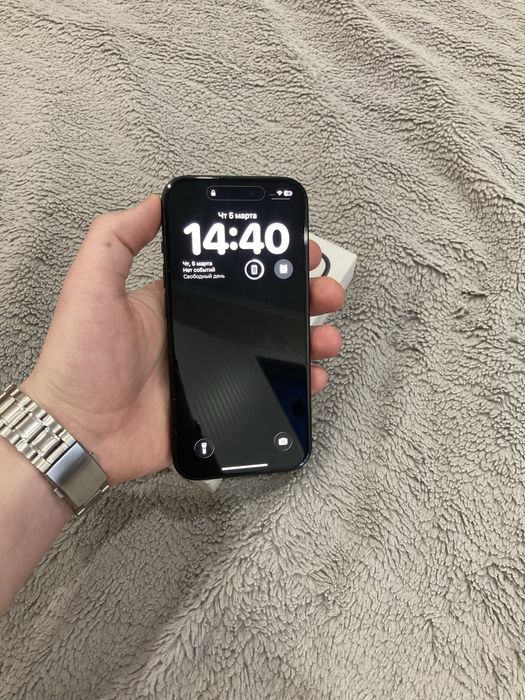 Аифон 15 в идеальном состоянии