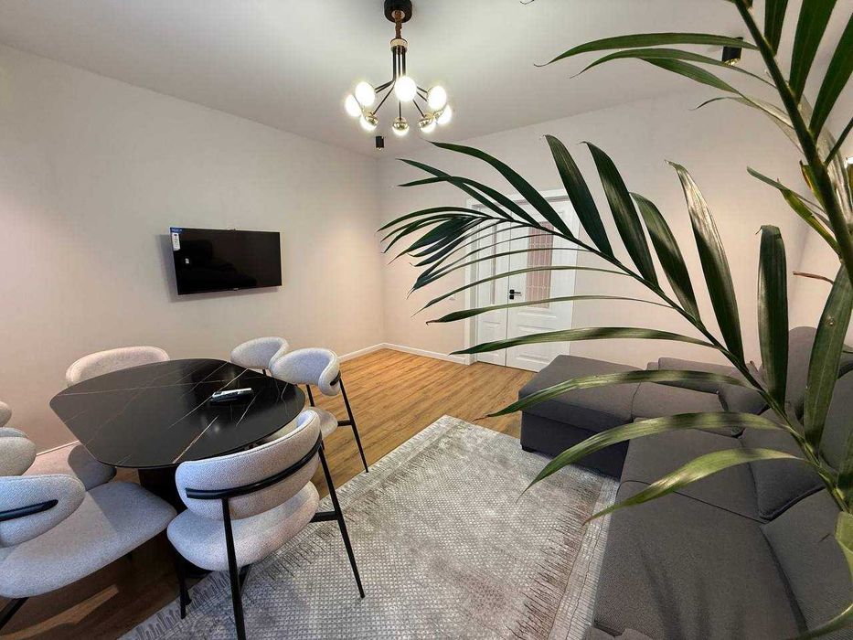 Baku Residence’da 3/9 da 2 xonali - Yevropa ta’miri, ayvon, Uzbum`