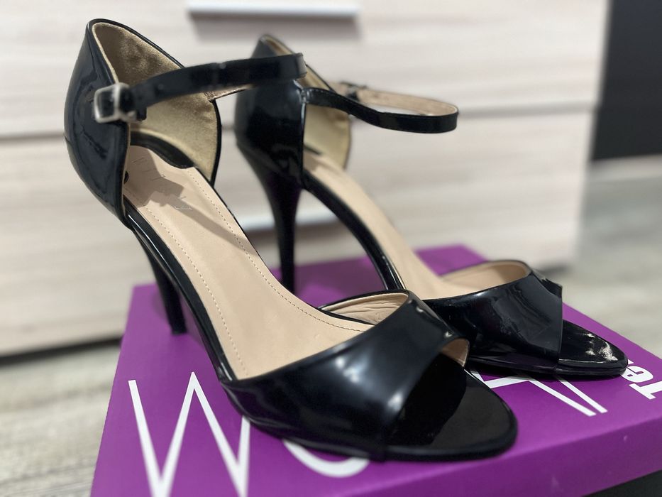 Дамски обувки на ток