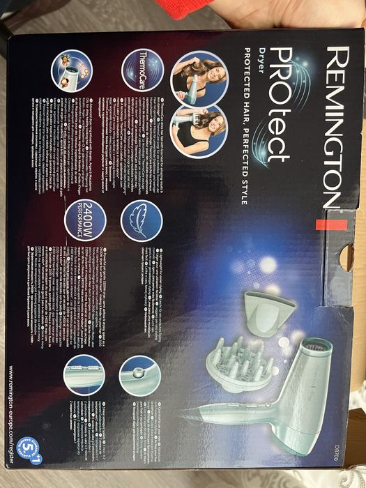 Uscător de păr Remington PROtect ThermoCare 2400W – folosit puțin
