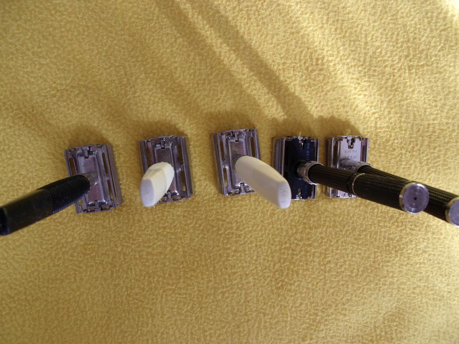 Aparate de ras Gillette clasice SUA si UK