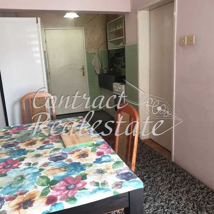 Дава се под наем Четиристаен апартамент в Варна, Център - 120 кв.м за 510 € - Снимка #6