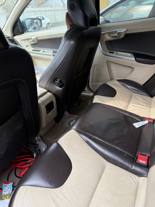 Se vinde Volvo XC60 4x4