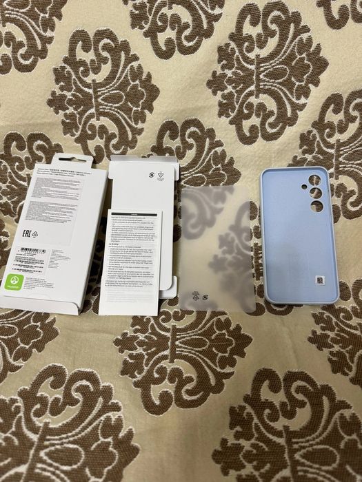 Продам оригинальный чехол на samsung A55