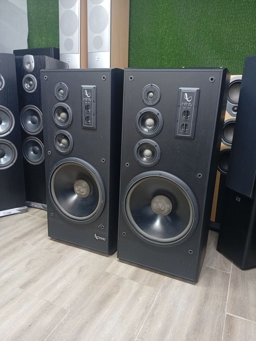 Тонколони Infinity SM-152