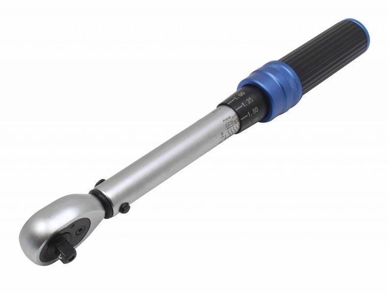 Динамометричен ключ 5-25 nm 1/4 satra