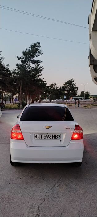 nexia 3 avtomat sotiladi