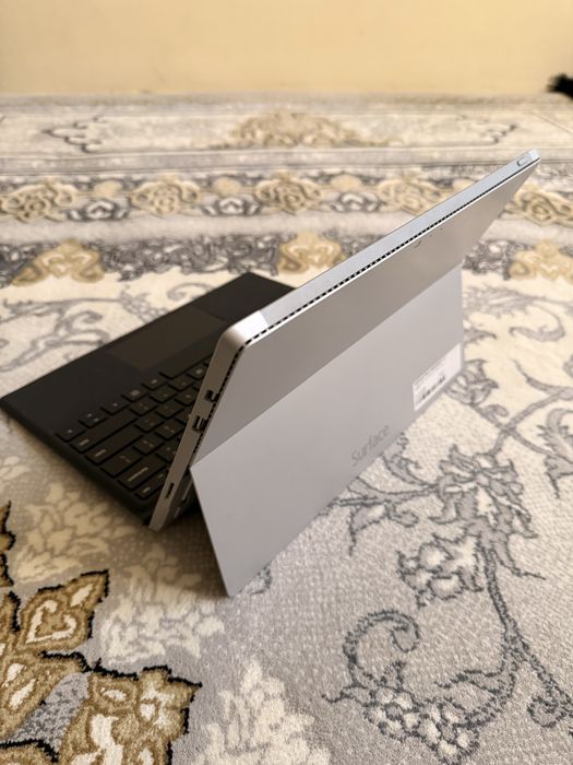 Noutbuk Microsoft Surface Pro 3 core i7 (8GB / 256GB SSD)