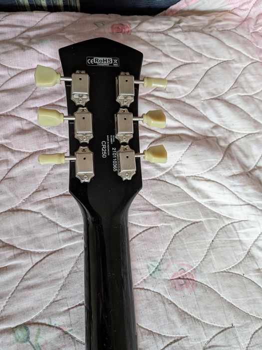 Продаётся Cort CR250 электрогитара les paul