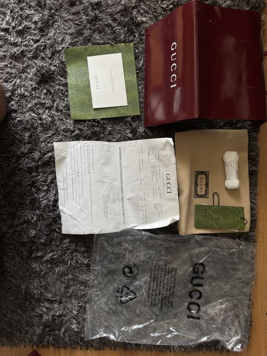 GG SUPREME authentic sneakers