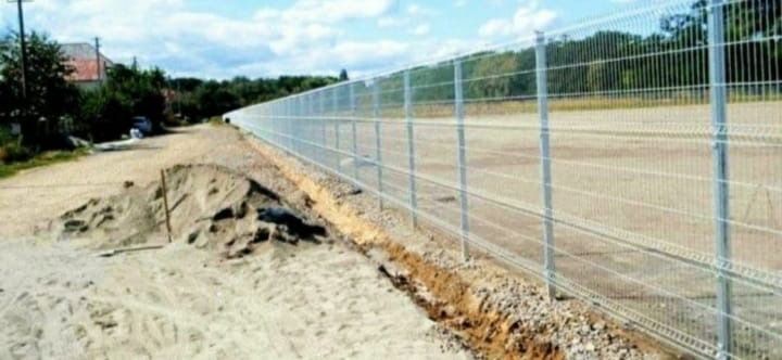 Vand garduri din plasa bordurata