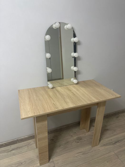 Стол айнасымен сатамын