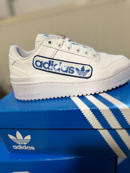 Adidas fete model: Forum Bold J