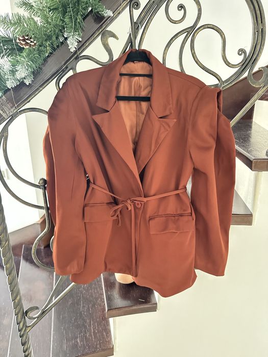 Пиджак, размер М-L, 1500тг