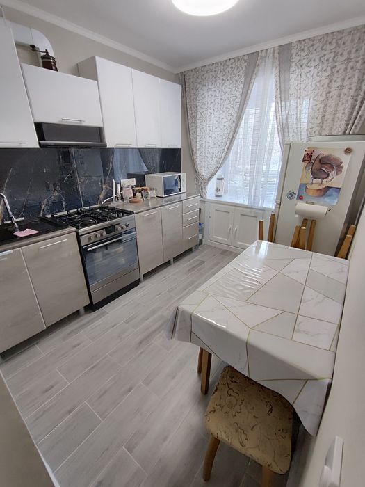 Продается 3-комн (4-76, 2 эт)