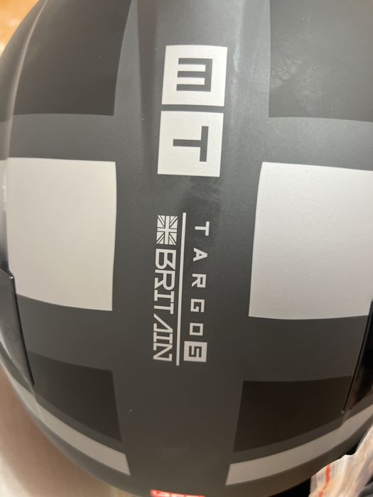 Продам новый мотошлем