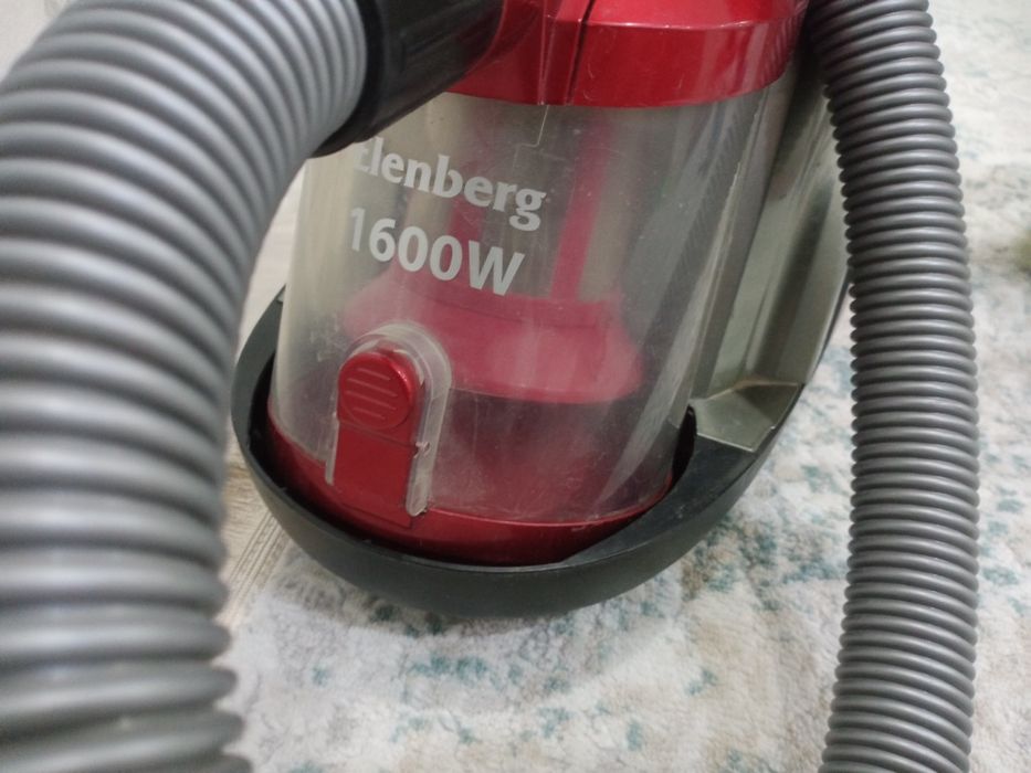 Пылесос Elenberg