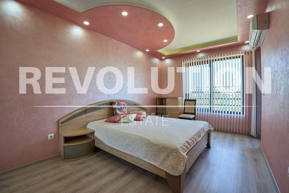 Двустаен апартамент в кв. Христо Смирненски/ С ПАРКОМЯСТО!