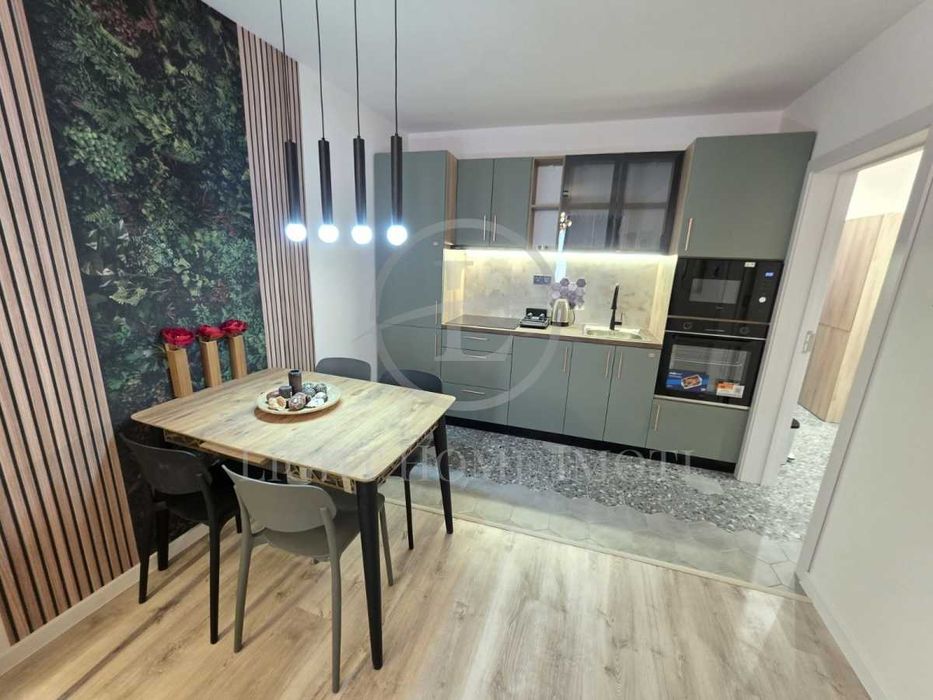 Продава се Тристаен апартамент в Пловдив, Кършияка - 61 кв.м за 2755 €/кв.м - Снимка #4