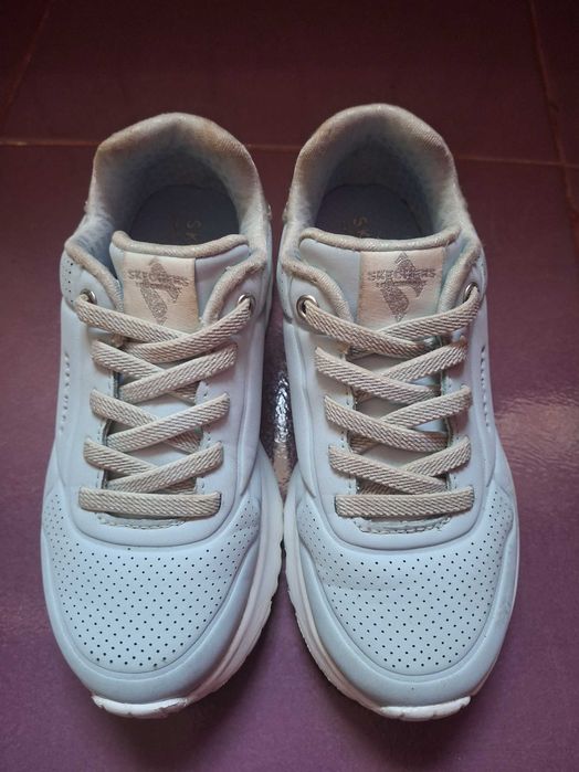 Pantofi sport Skechers 29 + cadou sandale Decathlon / Mc Kinley 30