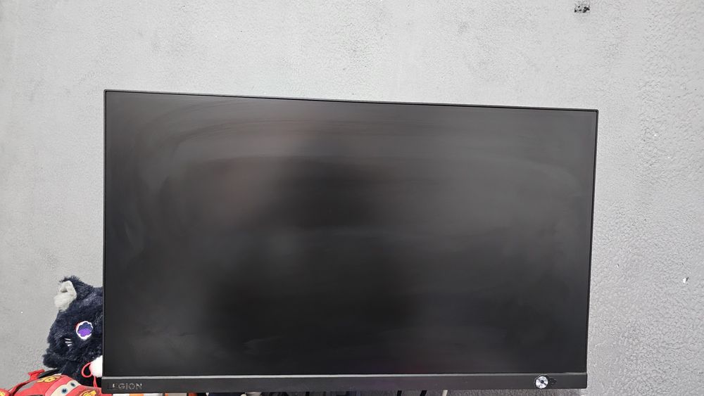 Legion Y27f-30 240 гц