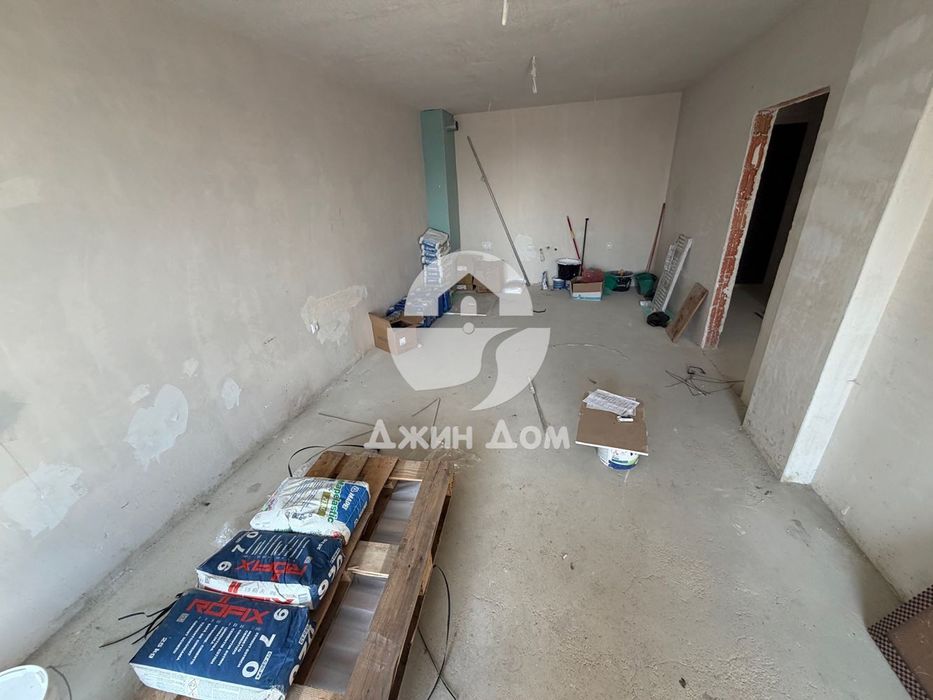 Продава се Двустаен апартамент в Бургас, Сарафово - 71 кв.м за 632 €/кв.м - Снимка #3