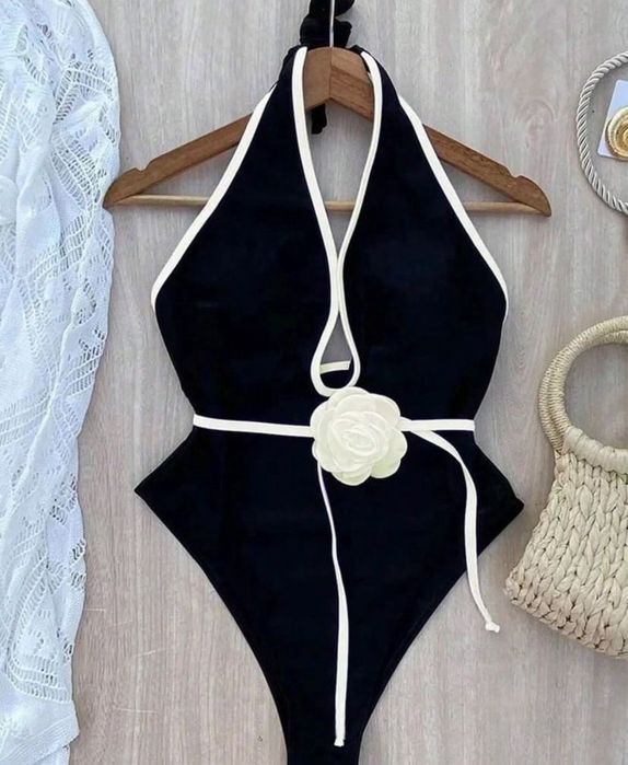 Продаю купальники