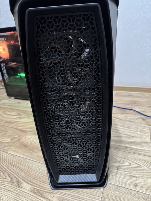 Корпус AeroCool Aero One Eclipse черный