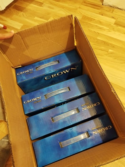 DVD плейър CROWN