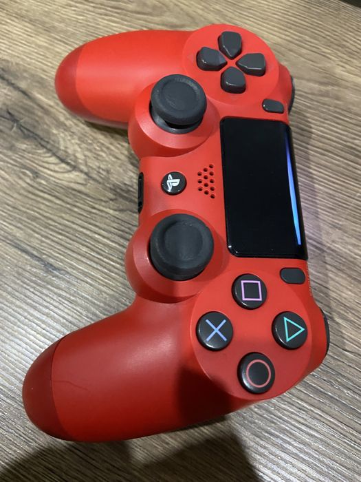 Продается джойстик PS4 Sony Dualshock 4 v2
