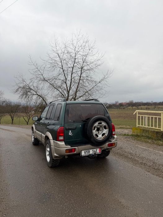 Suzuki Grand Vitara 2.0