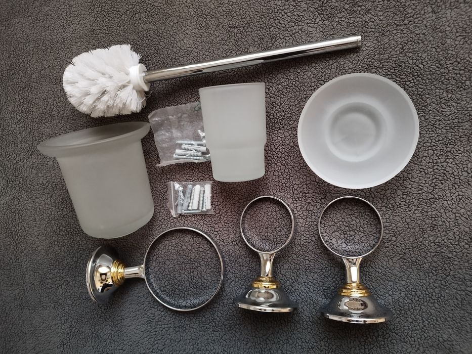 Комплект аксесоари за баня