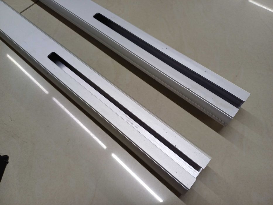 Bare transversale aluminiu K39 cu prindere pe caroserie