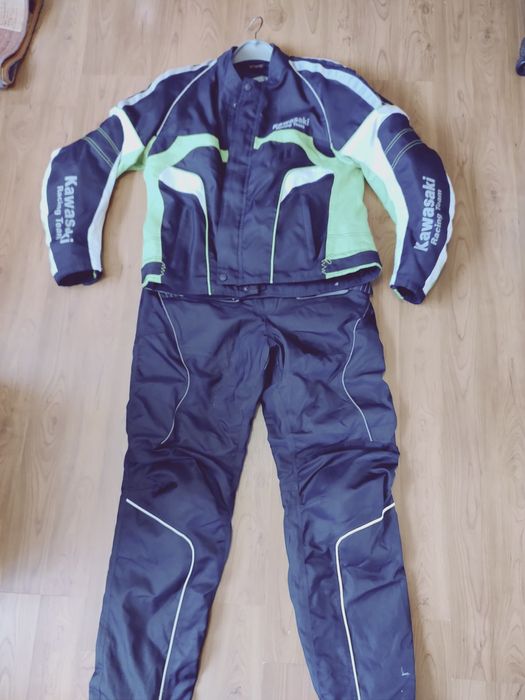 Мото екип kawasaki