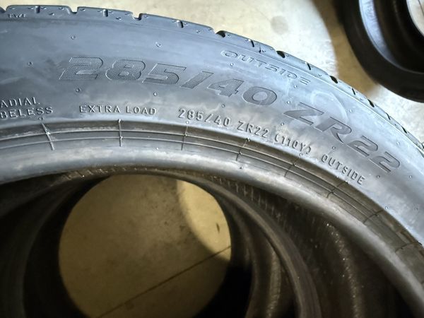 325/35/22//285/40/22 PIRELLI