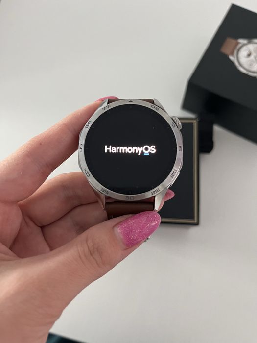 Продам часы цифровые